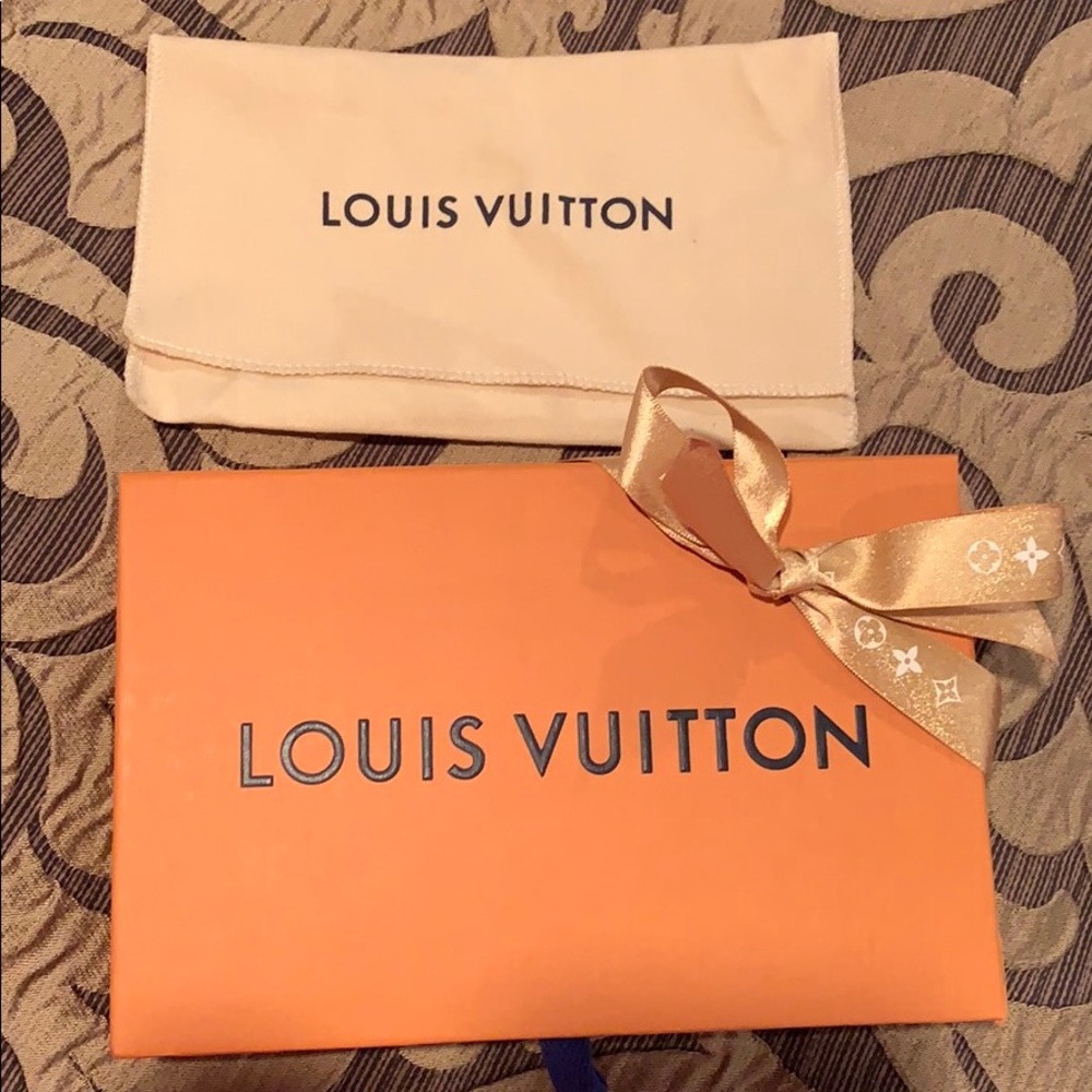 Louis vuitton gift box and pouch